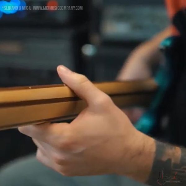 Ibanez SR305E-CUB Električna petožičana bas gitara Cerulean Aura Burst boja Nyatoh drvo - Slika 11