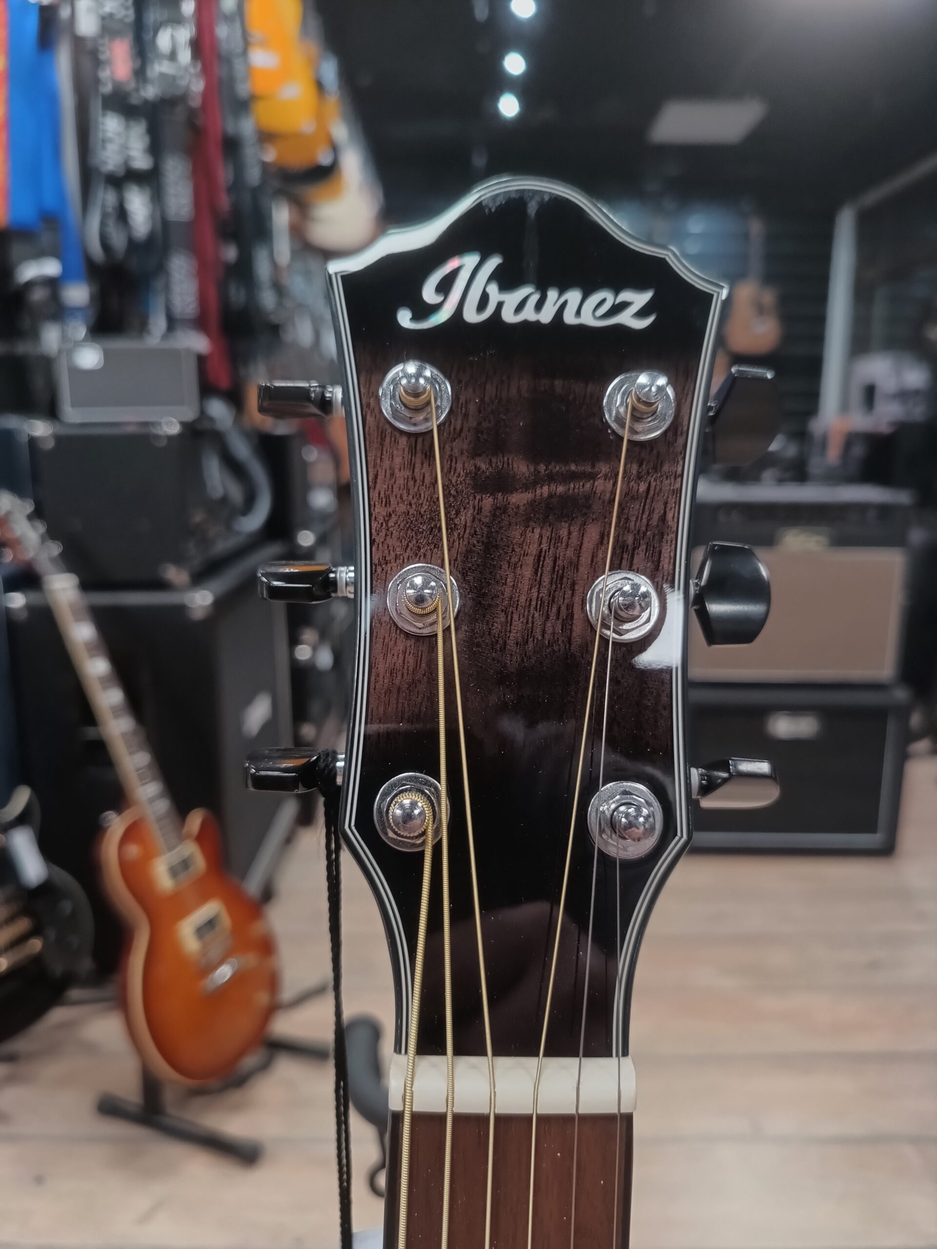 Ibanez AEWC400-TKS