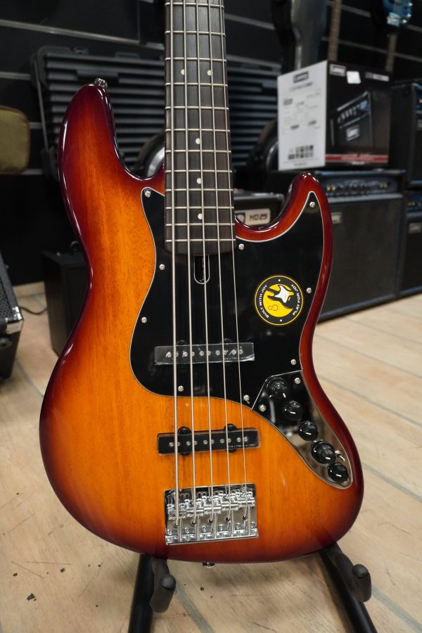 Marcus Miller SIRE V3 2GEN 5 TS Petožičana bas gitara - Slika 6