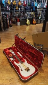 Ibanez PIA3761SLW Steve Vai PIA Signature gitara