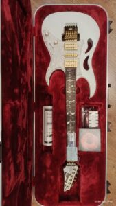 Ibanez PIA3761SLW Steve Vai PIA Signature gitara