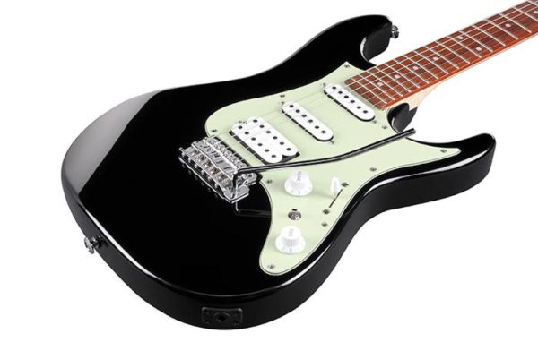 Električna gitara Ibanez AZES40-BK Black finiš, telo
