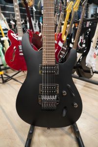 Ibanez S520-WK Električna gitara Boja Weathered Black