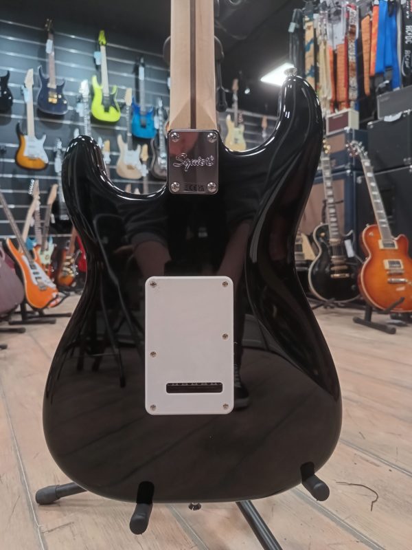SQUIER-SONIC-STRAT-MN-WPG-BLK