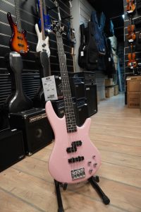 Ibanez GSR200-BPK Električna bas gitara Boja Baby Pink