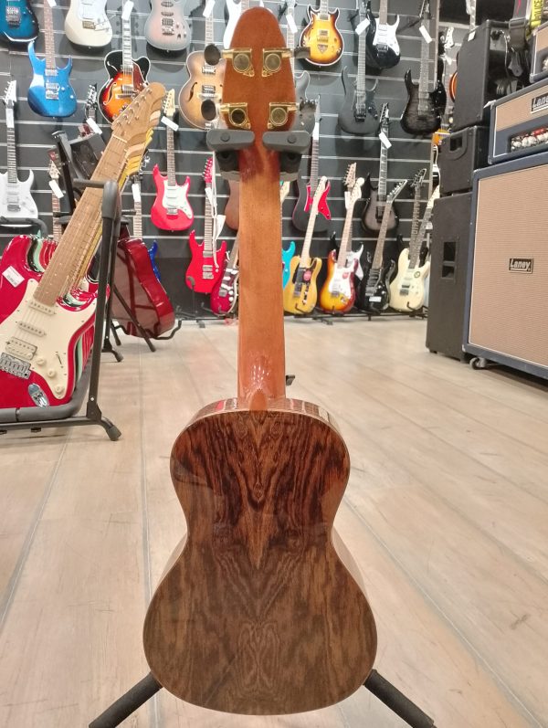 Wakertone G-60 Premium ukulele