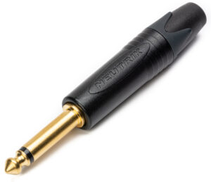 Neutrik NP2X-B profesionalni pravi mono 6.3 mm džek konektor sa crnim hromiranim kućištem, pozlaćenim kontaktima i crnom gumenom uvodnicom