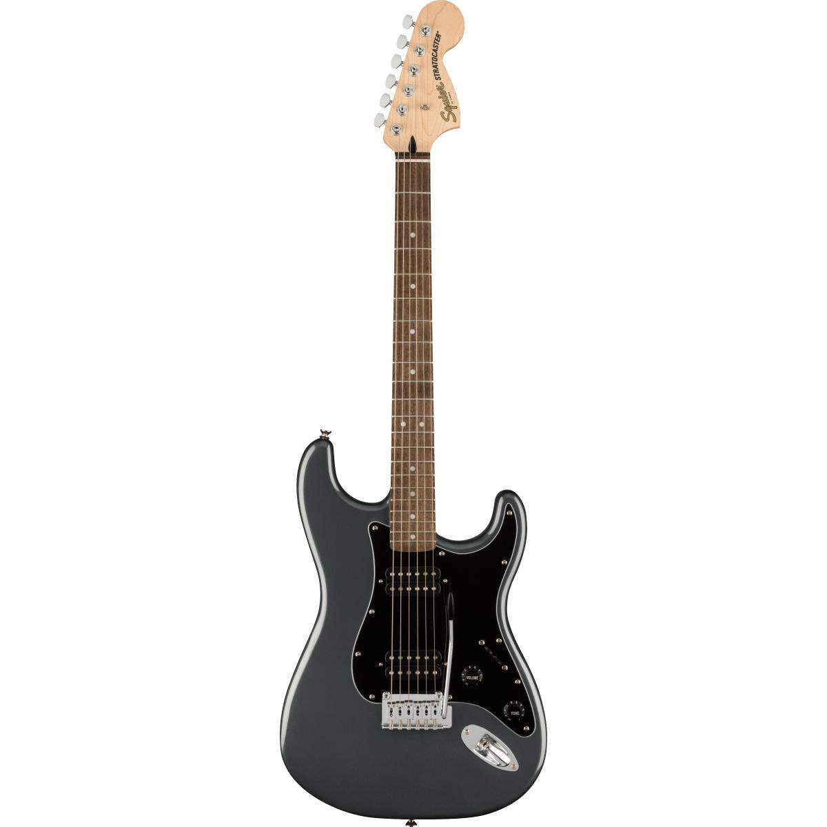 Squier by Fender Affinity Series Stratocaster HH LRL električna gitara u Charcoal Frost Metallic tamnosivoj boji sa dva hambakera i crnom zaštitnom pločom
