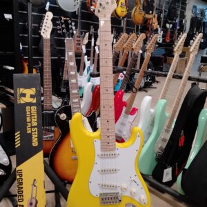 Wakertone VK62-YL klasična akustična gitara pune veličine 4/4 sa najlonskim žicama u žutoj boji visokog sjaja